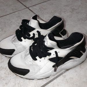Huaraches Nikes Shoes